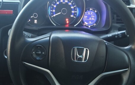 Honda Fit III, 2014 год, 870 000 рублей, 14 фотография