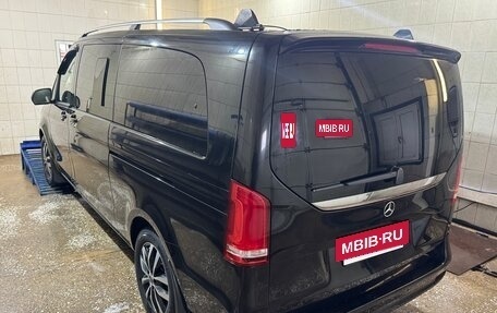 Mercedes-Benz V-Класс, 2022 год, 6 300 000 рублей, 10 фотография