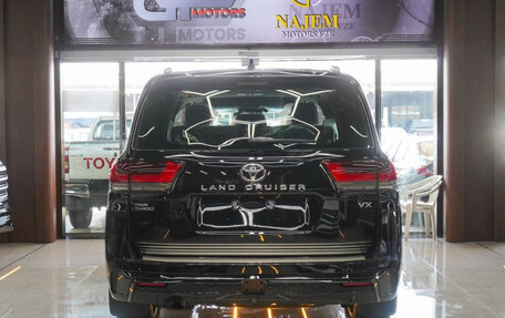 Toyota Land Cruiser, 2026 год, 13 700 000 рублей, 6 фотография