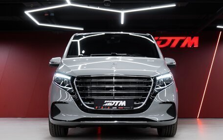 Mercedes-Benz V-Класс, 2025 год, 14 390 000 рублей, 4 фотография