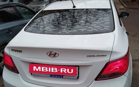 Hyundai Solaris II рестайлинг, 2015 год, 900 000 рублей, 4 фотография