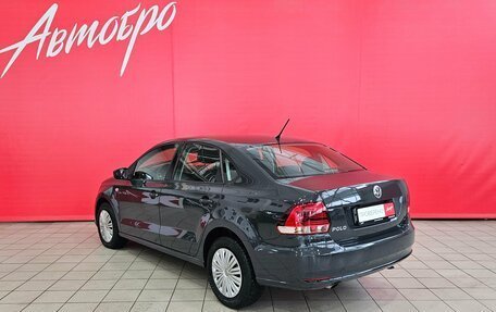 Volkswagen Polo VI (EU Market), 2016 год, 1 075 000 рублей, 3 фотография