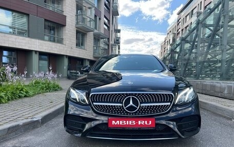 Mercedes-Benz E-Класс, 2018 год, 3 600 000 рублей, 1 фотография