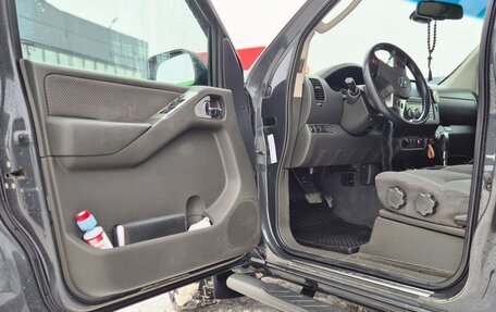 Nissan Navara (Frontier), 2006 год, 749 000 рублей, 7 фотография