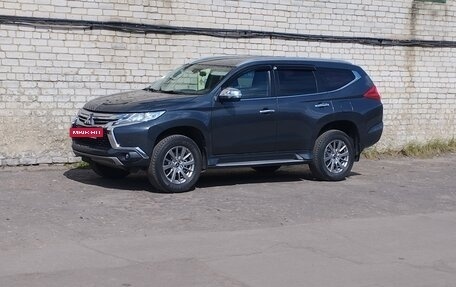 Mitsubishi Pajero Sport III рестайлинг, 2018 год, 3 850 000 рублей, 2 фотография