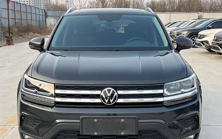 Volkswagen Tharu, 2023 год, 1 908 000 рублей, 2 фотография