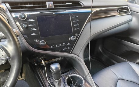 Toyota Camry, 2021 год, 3 150 000 рублей, 12 фотография