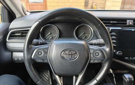 Toyota Camry, 2021 год, 3 150 000 рублей, 11 фотография