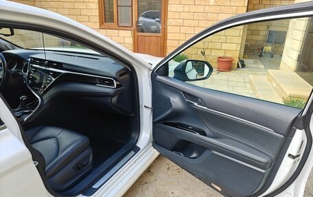 Toyota Camry, 2021 год, 3 150 000 рублей, 9 фотография