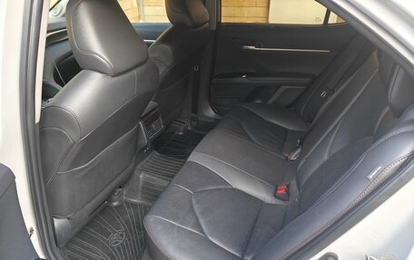 Toyota Camry, 2021 год, 3 150 000 рублей, 7 фотография