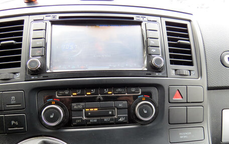 Volkswagen Multivan T5, 2010 год, 1 600 000 рублей, 9 фотография