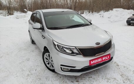 KIA Rio III рестайлинг, 2016 год, 999 000 рублей, 3 фотография