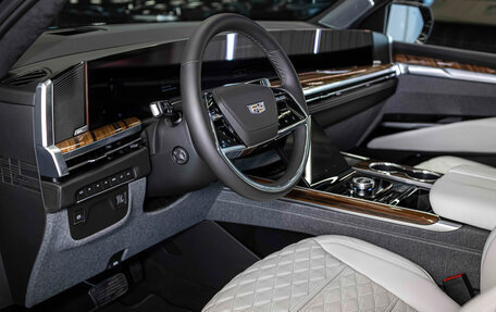 Cadillac Escalade V, 2025 год, 19 800 000 рублей, 2 фотография