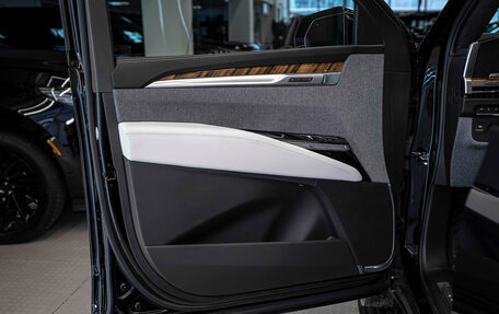 Cadillac Escalade V, 2025 год, 19 800 000 рублей, 12 фотография