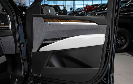 Cadillac Escalade V, 2025 год, 19 800 000 рублей, 24 фотография