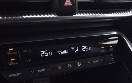 KIA K5, 2022 год, 2 260 000 рублей, 16 фотография