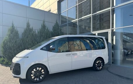 Hyundai Staria, 2025 год, 8 990 000 рублей, 2 фотография