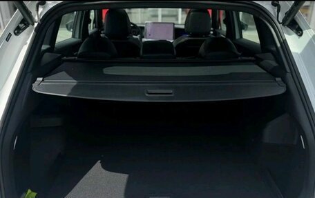 Volkswagen Tiguan, 2025 год, 5 600 000 рублей, 15 фотография