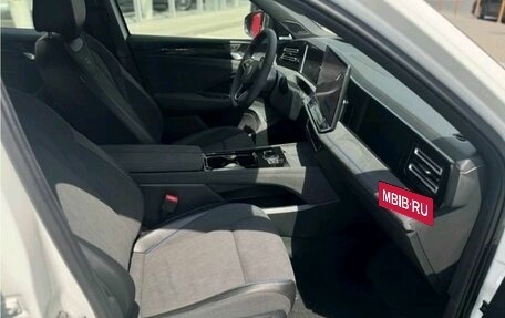 Volkswagen Tiguan, 2025 год, 5 600 000 рублей, 12 фотография