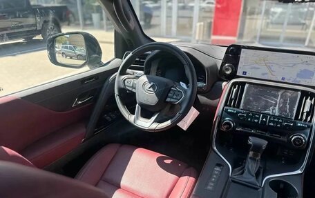 Lexus LX, 2025 год, 18 900 000 рублей, 10 фотография