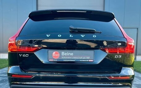 Volvo V60 Cross Country II, 2022 год, 3 193 000 рублей, 11 фотография