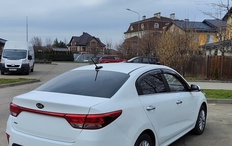 KIA Rio IV, 2017 год, 1 490 000 рублей, 6 фотография