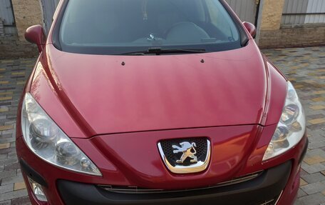 Peugeot 308 II, 2008 год, 550 000 рублей, 2 фотография