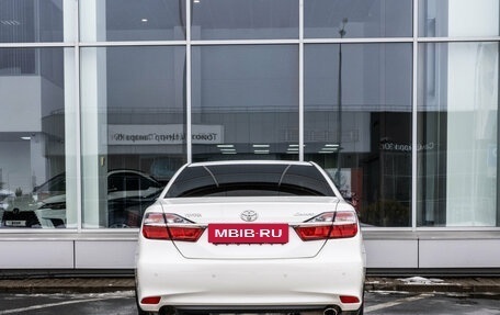 Toyota Camry, 2014 год, 2 250 000 рублей, 4 фотография