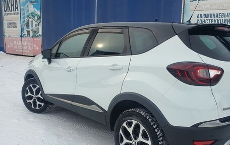 Renault Kaptur I рестайлинг, 2019 год, 1 500 000 рублей, 3 фотография