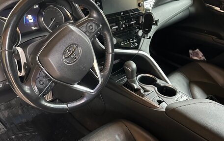 Toyota Camry, 2020 год, 3 150 000 рублей, 7 фотография