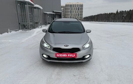 KIA cee'd III, 2013 год, 1 349 000 рублей, 2 фотография