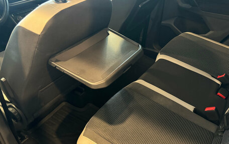 Volkswagen Tiguan II, 2019 год, 2 580 000 рублей, 11 фотография