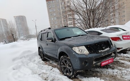 Nissan Pathfinder, 2011 год, 1 450 000 рублей, 1 фотография