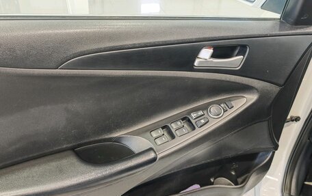 Hyundai Sonata VI, 2012 год, 1 099 000 рублей, 7 фотография