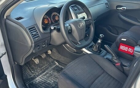 Toyota Corolla, 2011 год, 1 120 000 рублей, 15 фотография