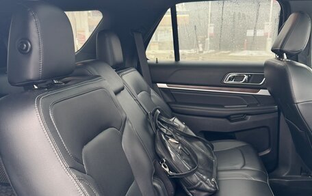 Ford Explorer VI, 2019 год, 4 000 000 рублей, 7 фотография