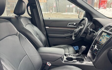 Ford Explorer VI, 2019 год, 4 000 000 рублей, 8 фотография