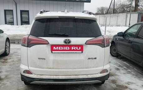 Toyota RAV4, 2016 год, 1 930 000 рублей, 3 фотография