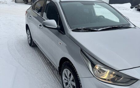 Hyundai Solaris II рестайлинг, 2019 год, 1 480 000 рублей, 2 фотография