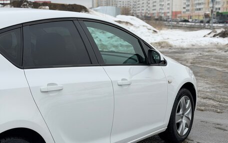 Opel Astra J, 2011 год, 675 000 рублей, 7 фотография