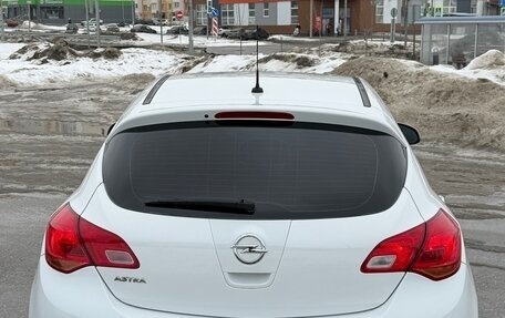 Opel Astra J, 2011 год, 675 000 рублей, 4 фотография