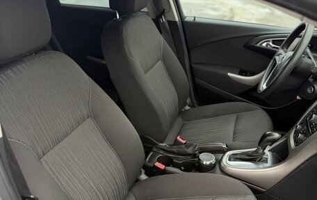 Opel Astra J, 2011 год, 675 000 рублей, 19 фотография