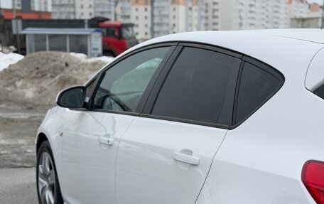 Opel Astra J, 2011 год, 675 000 рублей, 25 фотография
