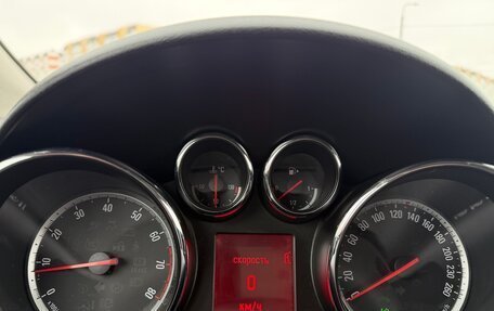 Opel Astra J, 2011 год, 675 000 рублей, 31 фотография