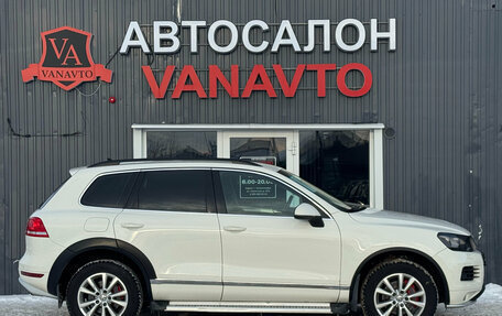 Volkswagen Touareg III, 2011 год, 1 650 000 рублей, 4 фотография