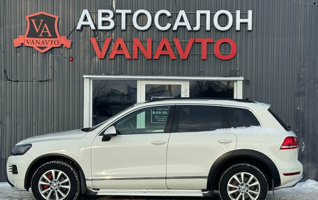 Volkswagen Touareg III, 2011 год, 1 650 000 рублей, 8 фотография