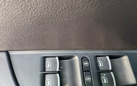 Volkswagen Touareg III, 2011 год, 1 650 000 рублей, 20 фотография