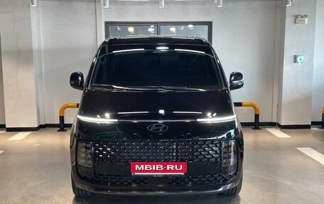 Hyundai Staria, 2024 год, 10 790 000 рублей, 2 фотография