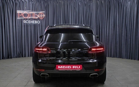 Porsche Macan I рестайлинг, 2018 год, 3 698 000 рублей, 6 фотография