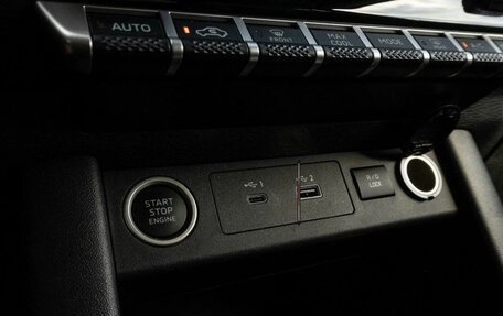 Mitsubishi L200, 2024 год, 4 300 000 рублей, 12 фотография